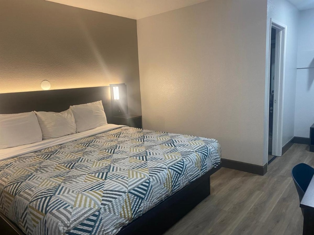 Motel 6-San Bernardino, CA - South Image 12