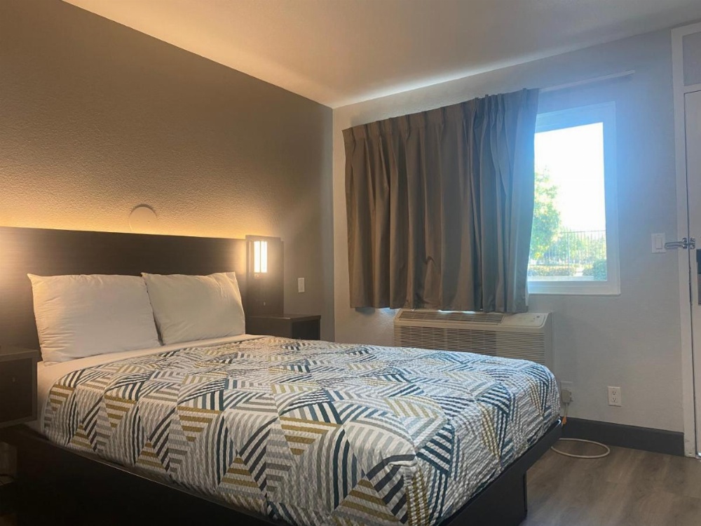 Motel 6-San Bernardino, CA - South Image 16