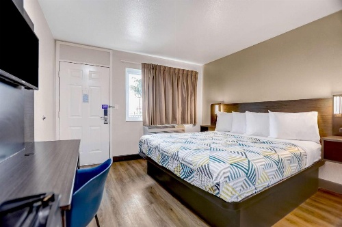 Motel 6-San Bernardino, CA - South image 32