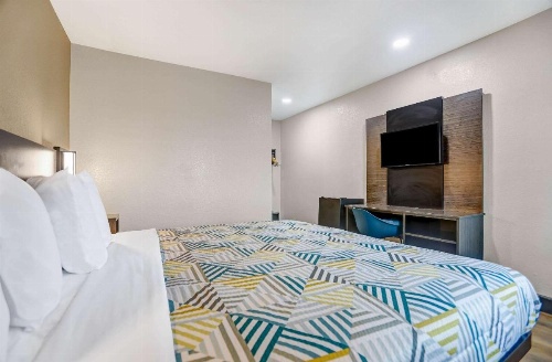 Motel 6-San Bernardino, CA - South image 36
