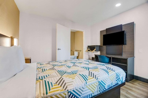 Motel 6-San Bernardino, CA - South image 39
