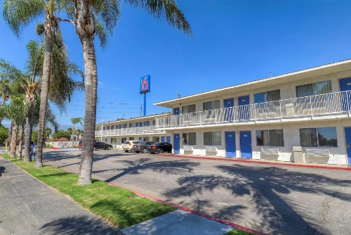 Motel 6-San Bernardino, CA - South image 9